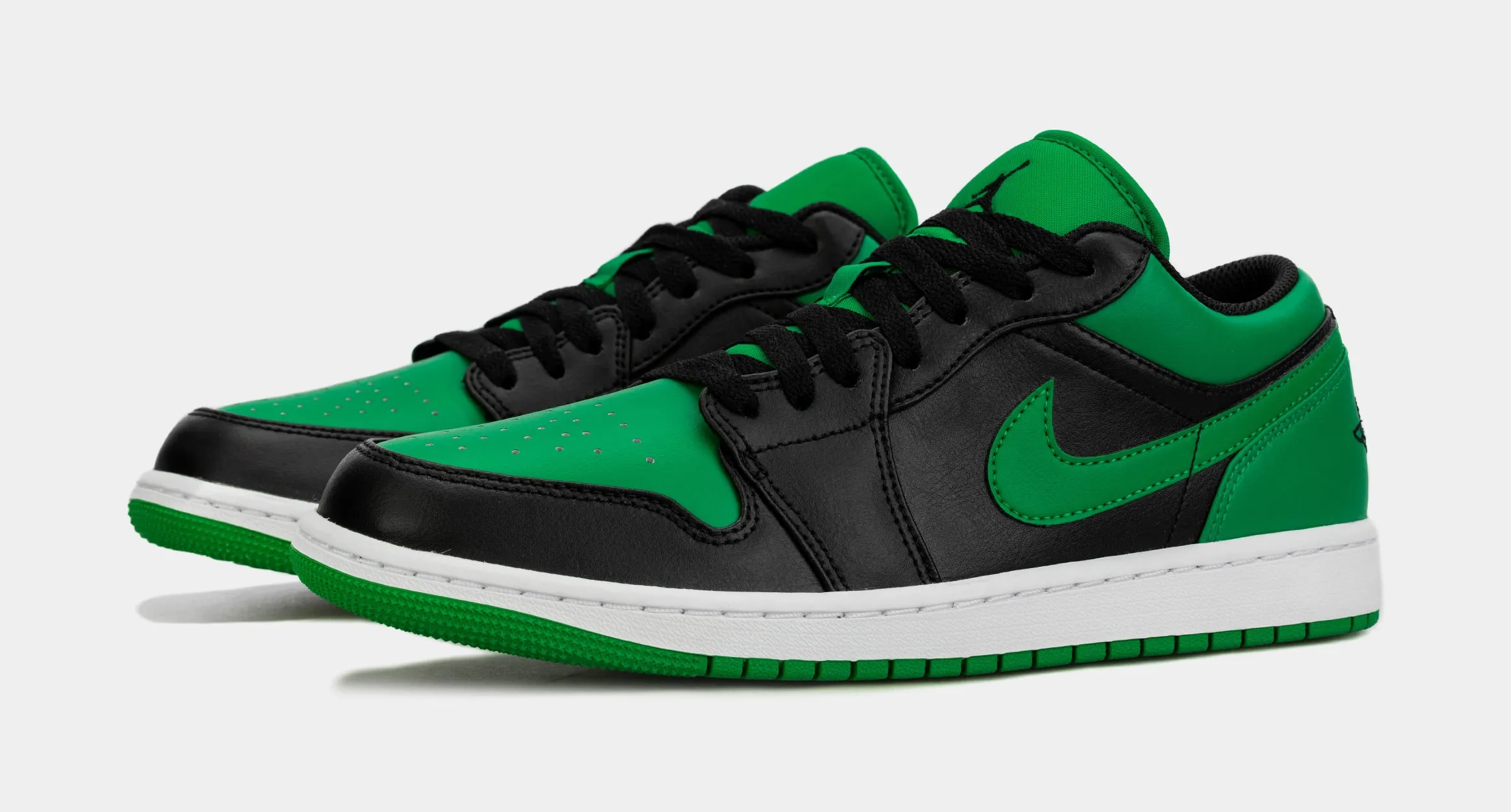 Air Jordan 1 Retro Low Lucky Green Mens Lifestyle Shoes (Black/Green)